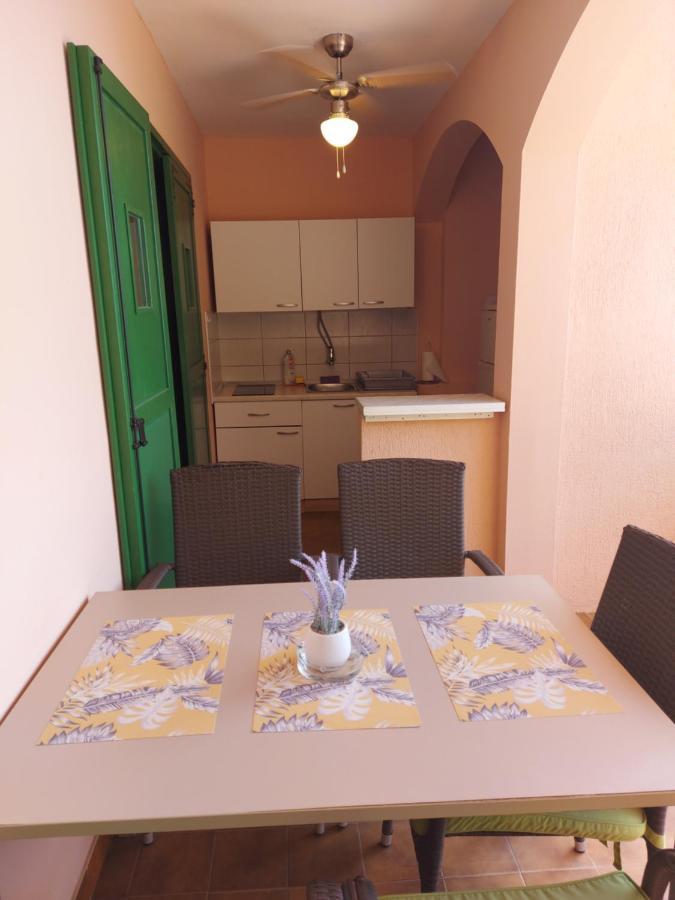 Villa Matea - Vir Exteriör bild